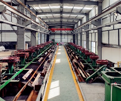 三班接力，晝夜不息｜王家河選礦廠里的堅守與傳承